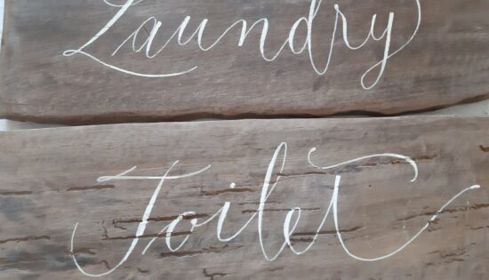 Home Decor: a Casa Inverse servizio di scritte sui muri e pannellature